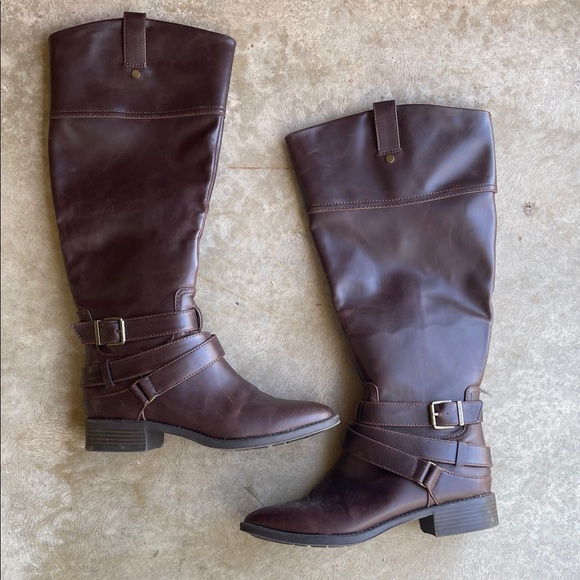 Merona Women’s Dark Brown Knee Boots with Buckles - Picture 1 of 14